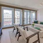 Designer Apartment Hyper Central